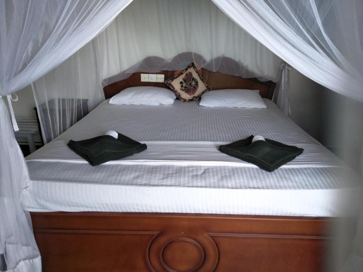 Hikkaduwa Blue Ocean Hotel Екстер'єр фото